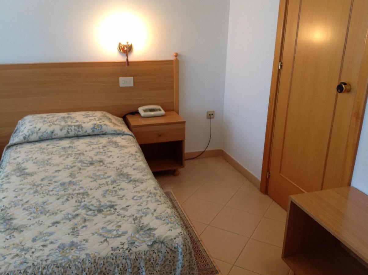 Hotel Castello Mesagne Zimmer foto
