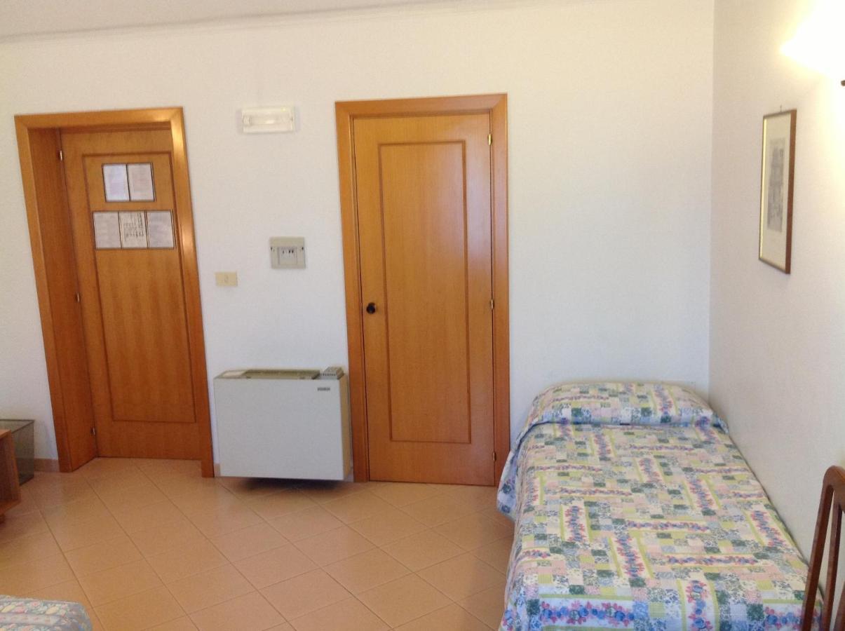 Hotel Castello Mesagne Zimmer foto